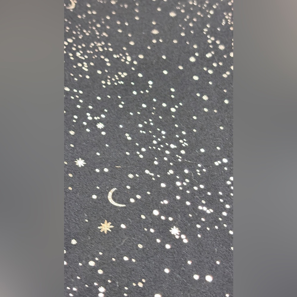 Old Navy Active Go-Dry Black Galaxy Print Leggings S Petite High Rise - Picture 6 of 7